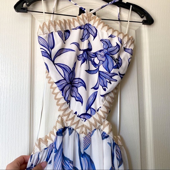 SOLD ON CURTSY - Picture 4 of 11